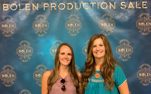 Hired Hand's Jaymie and Molly at the 2019 Bolen Production Sale.