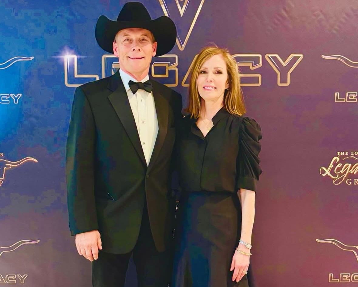 Marshall and Leslie Merritt, Norse Ridge Longhorns at the Legacy Sale
