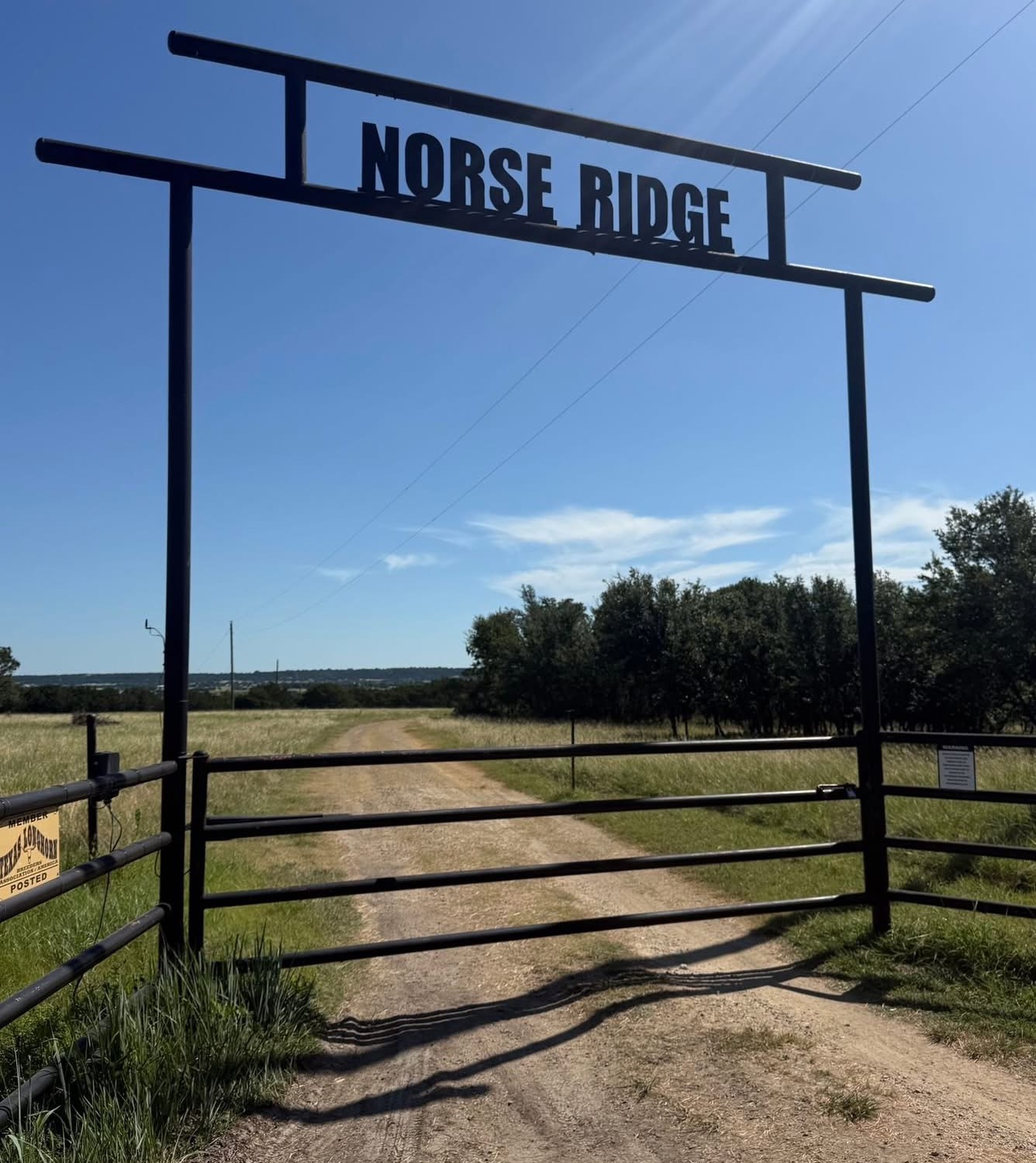 Image of the Entry Way into Norse Ridge Ranch in Dallas, Texas