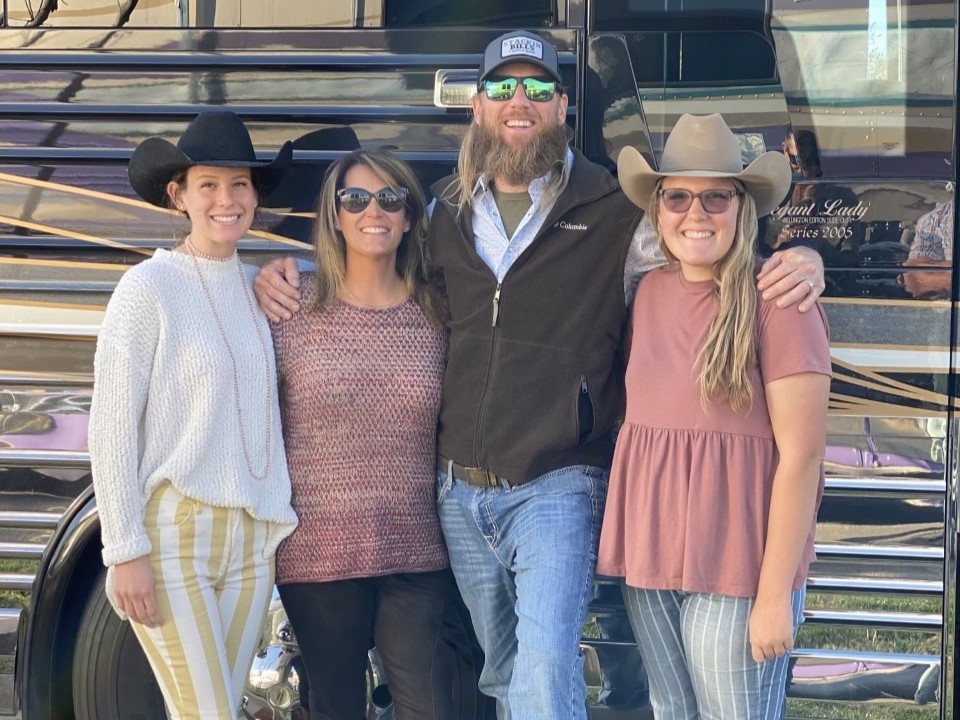 Mike and Kali Smith with Their Daughters