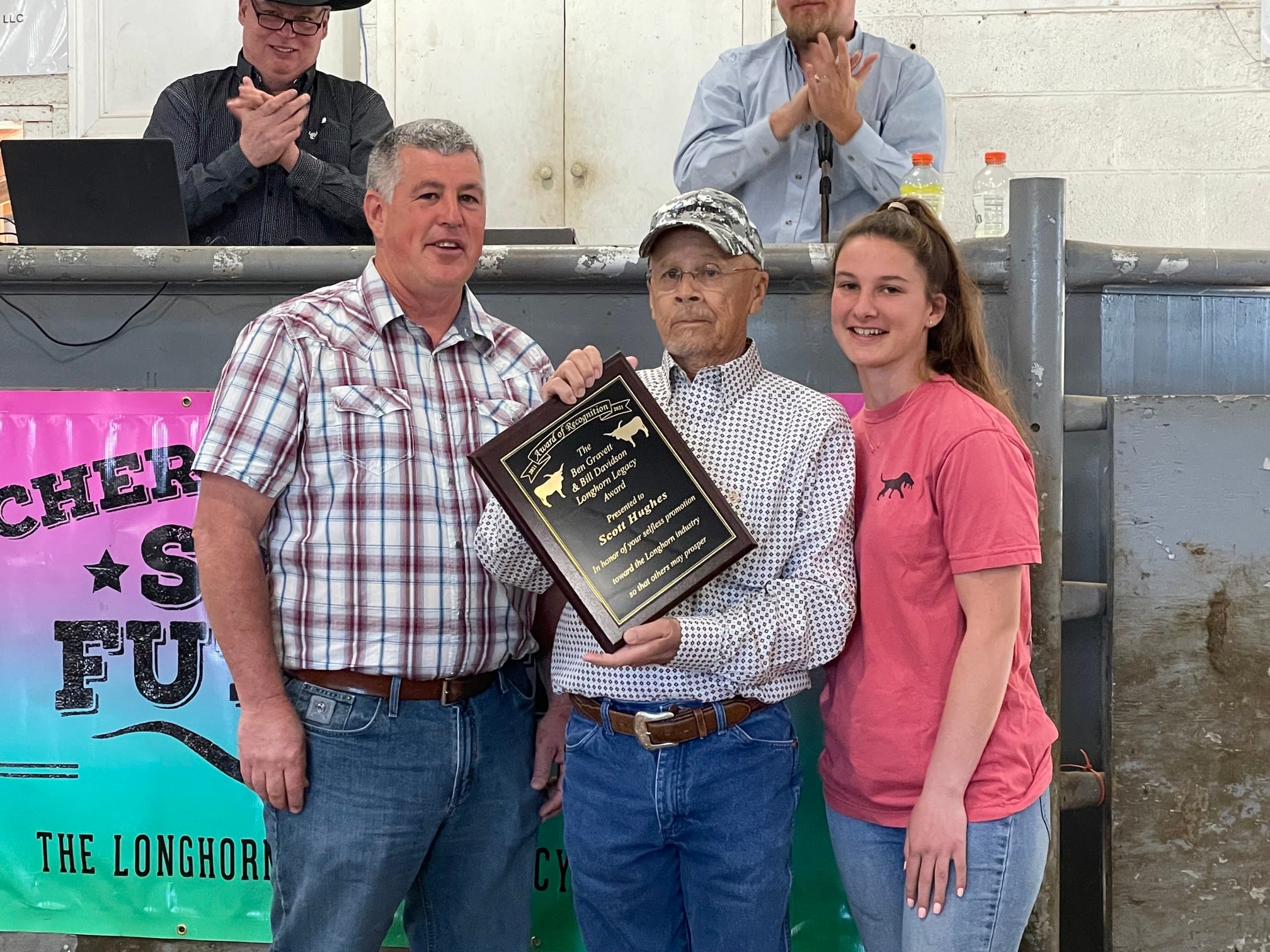 Ben Gravett & Bill Davidson Longhorn Legacy award winner Scott Hughes, White Pines Ranch with Ken & Kendal Morris, Khaos Cattle Co