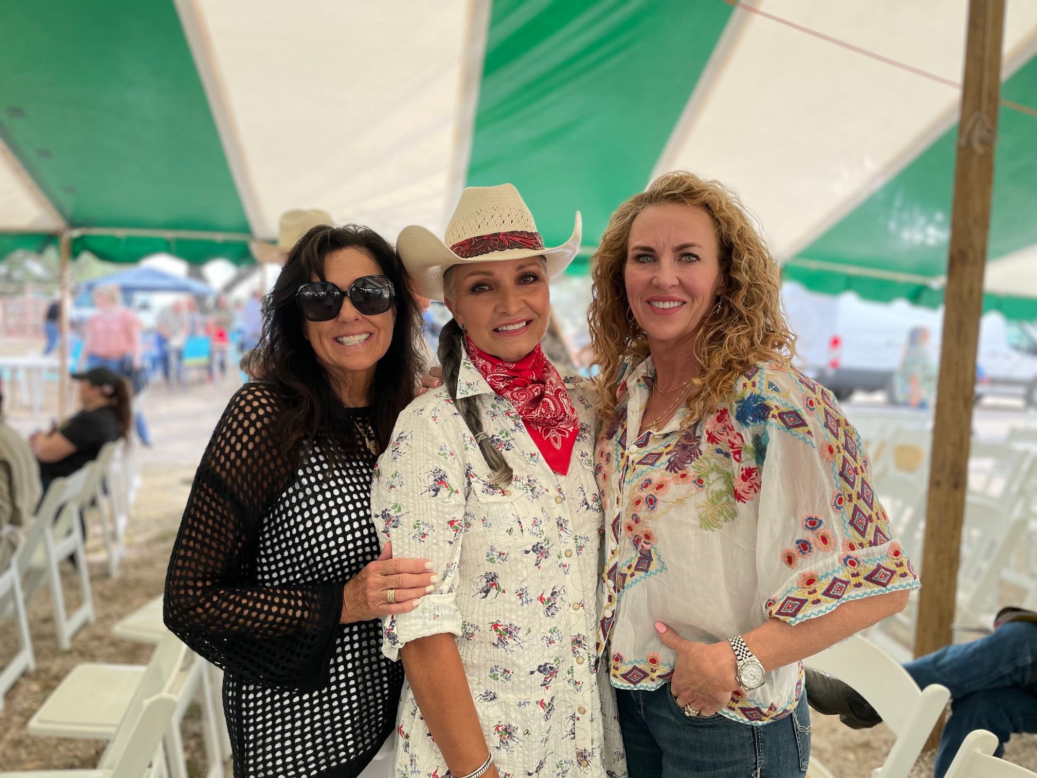 Hired Hand Customers Pam Loomis, Loomis Ranch; Toni Stegmoller, TL Longhorns; and Joanna Manning, M7 Longhorns