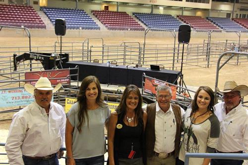 Group at Western Breeders Select Sale