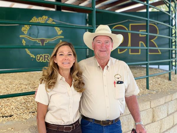 Sale hosts and Hired Hand customers Josie and Lynn Struthoff, Struthoff Ranch